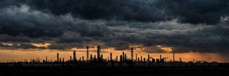 media-generation-zelenskiy-refineries-0-f58afe99-7f5b-4b7a-8dfc-a9c6477bd2b1.jpg